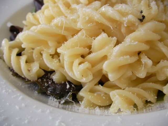 パスタ・ビアンカ（Pasta Bianca）イタリアの子供たちが初めて口にするマンマのパスタ／イタリア